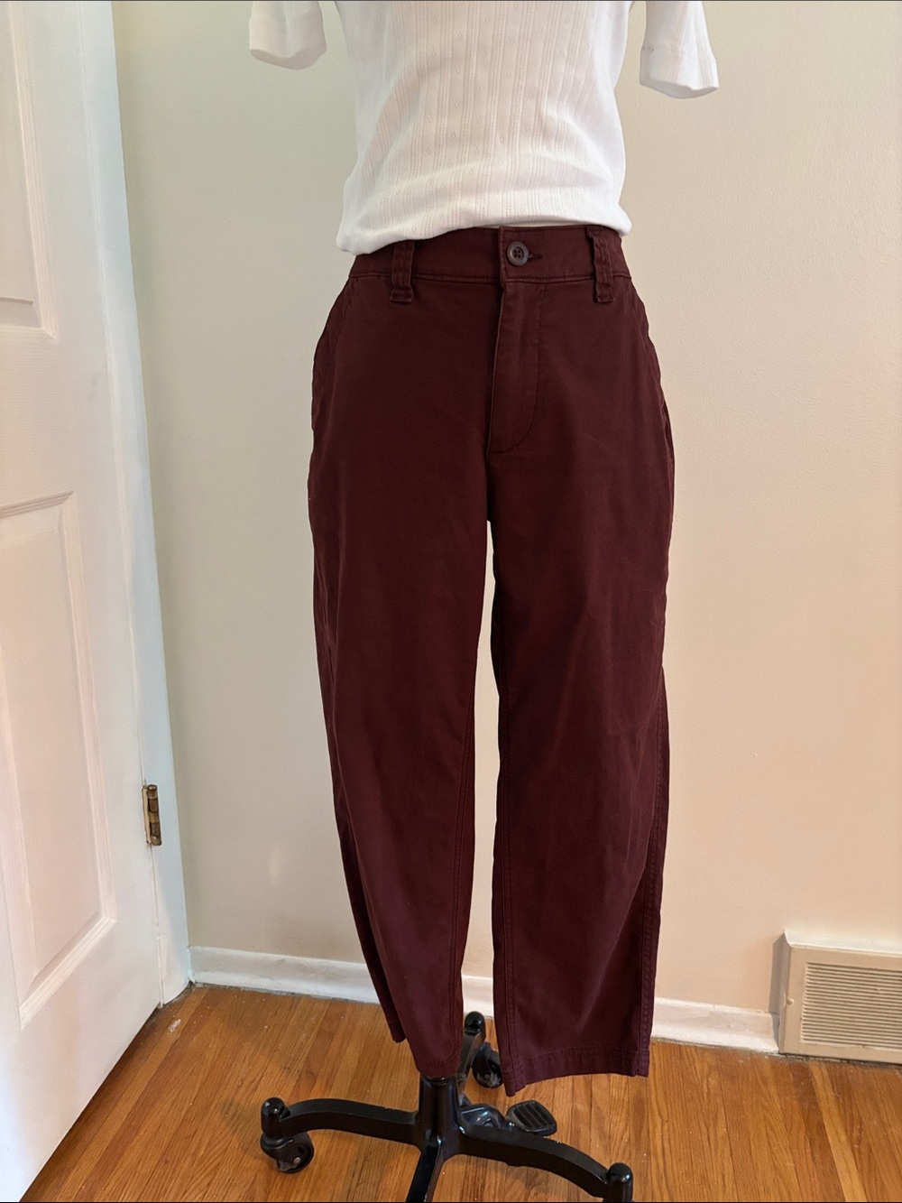 Old Navy Women's Straight-Leg Pants in Deep Wine